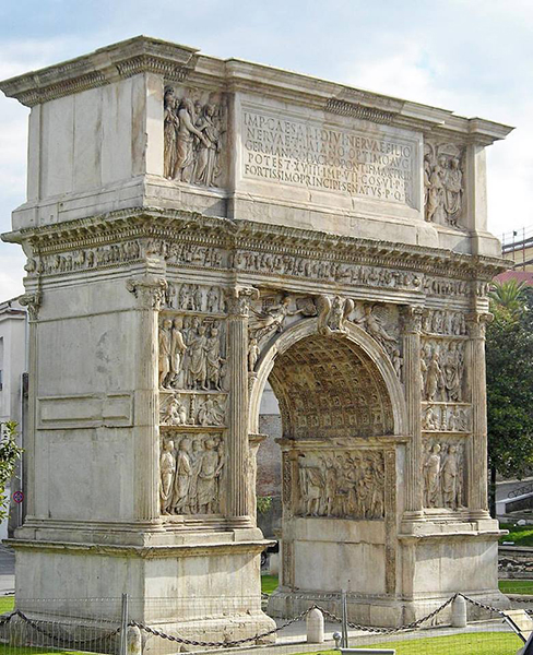 Visitare Benevento Arco di Traiano visit campania